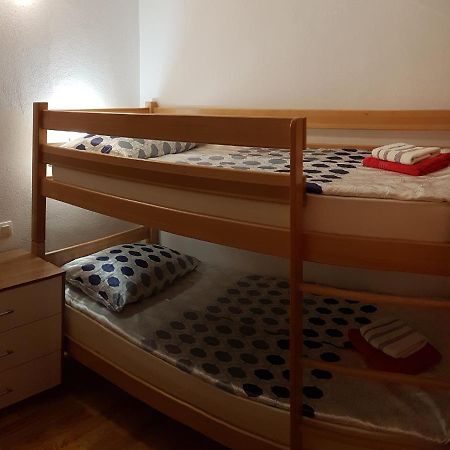 Apartman Vojaline Milna  Exterior foto