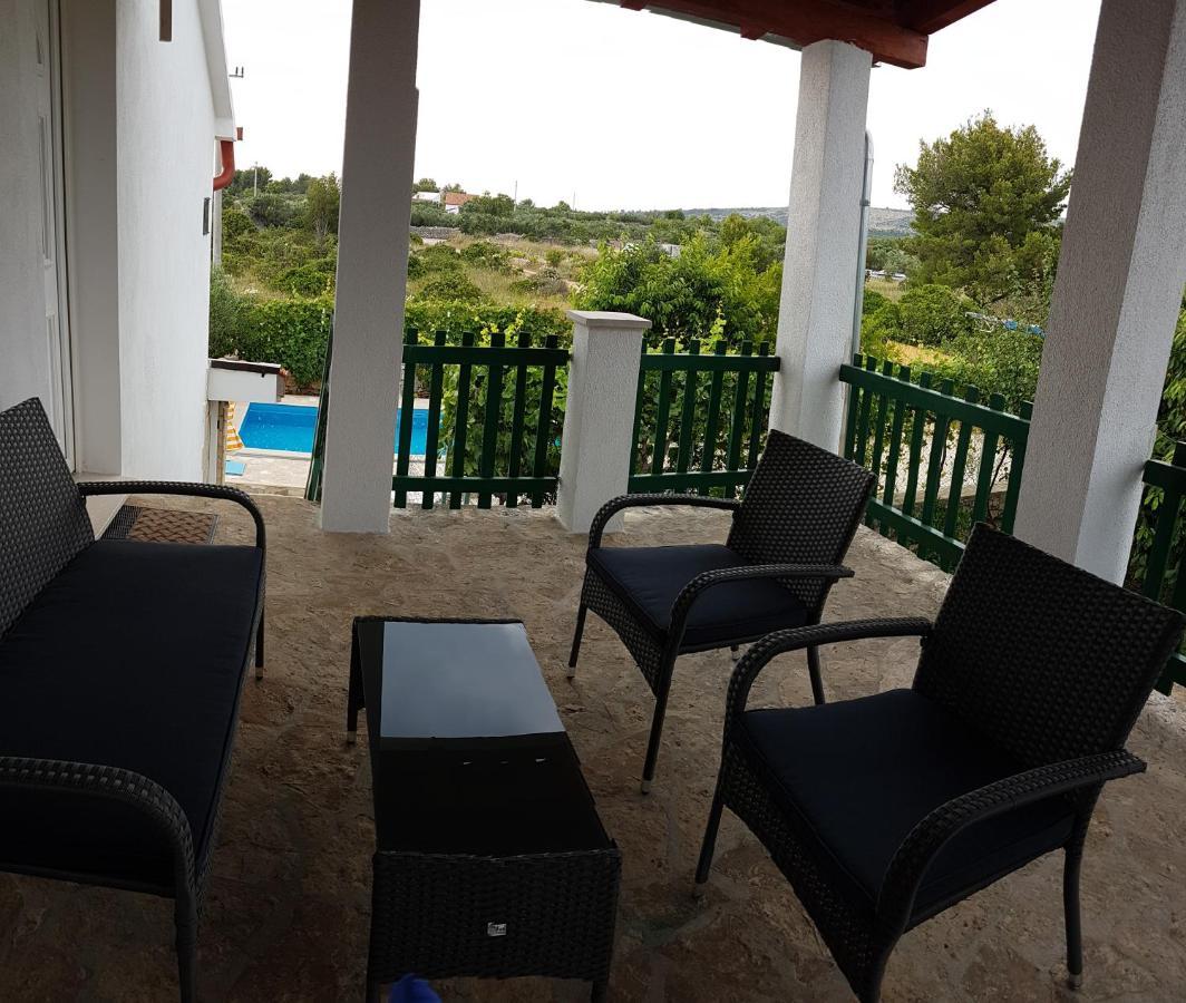 Apartman Vojaline Milna  Exterior foto