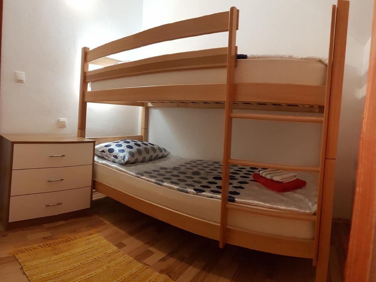 Apartman Vojaline Milna  Exterior foto
