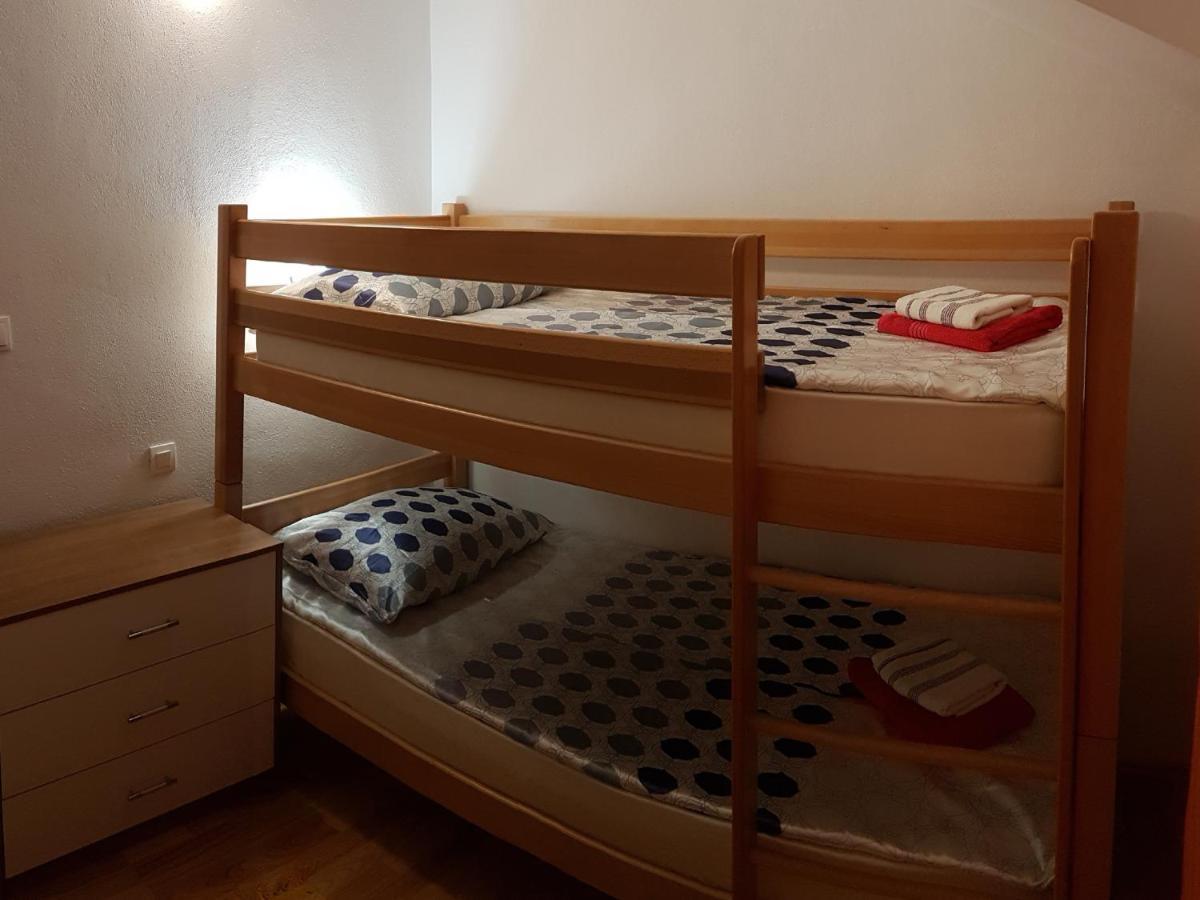 Apartman Vojaline Milna  Exterior foto