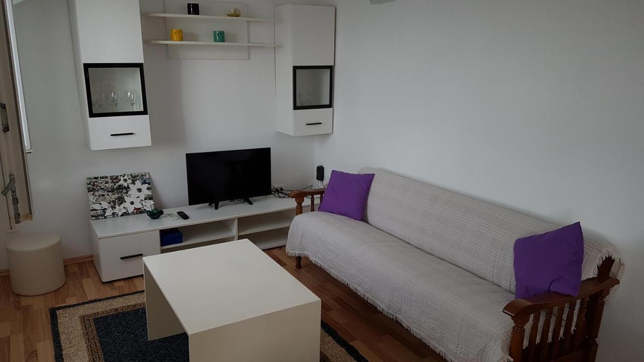Apartman Vojaline Milna  Exterior foto
